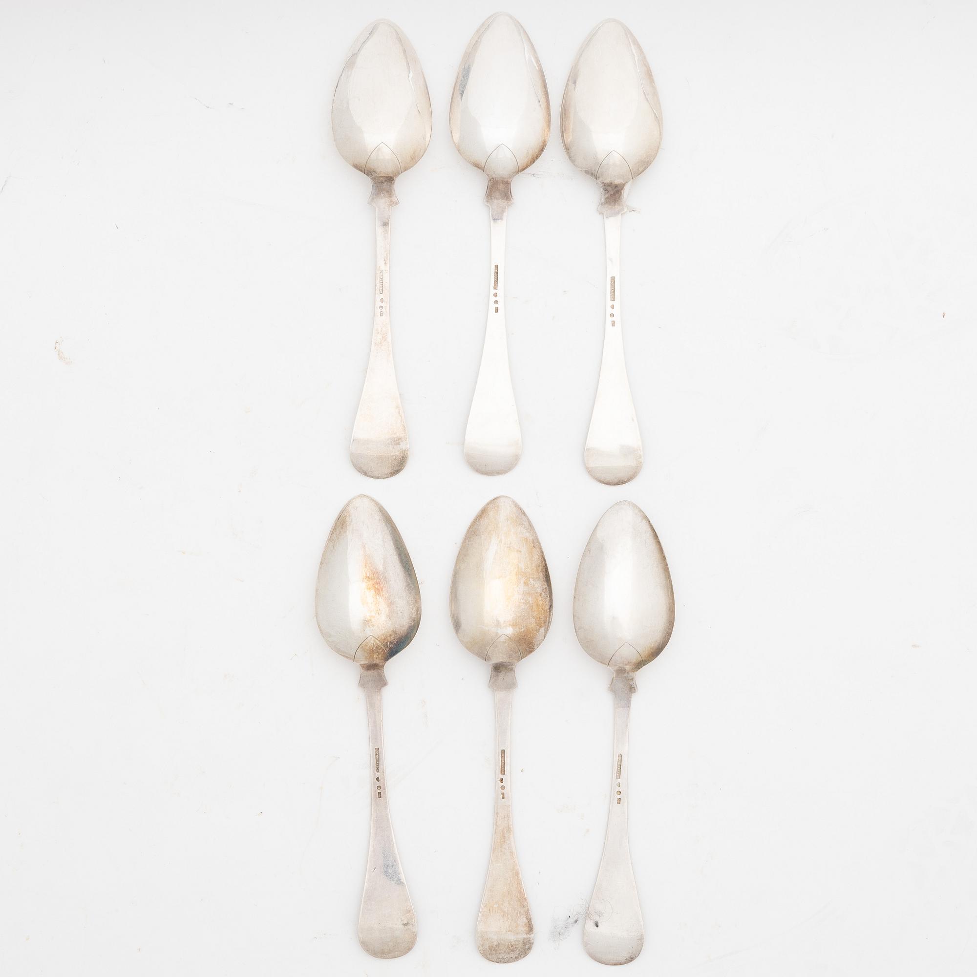 Olaus Andersson, matskedar, 6 st, silver, modell "Gammal fransk", Halmstad 1901-1902.