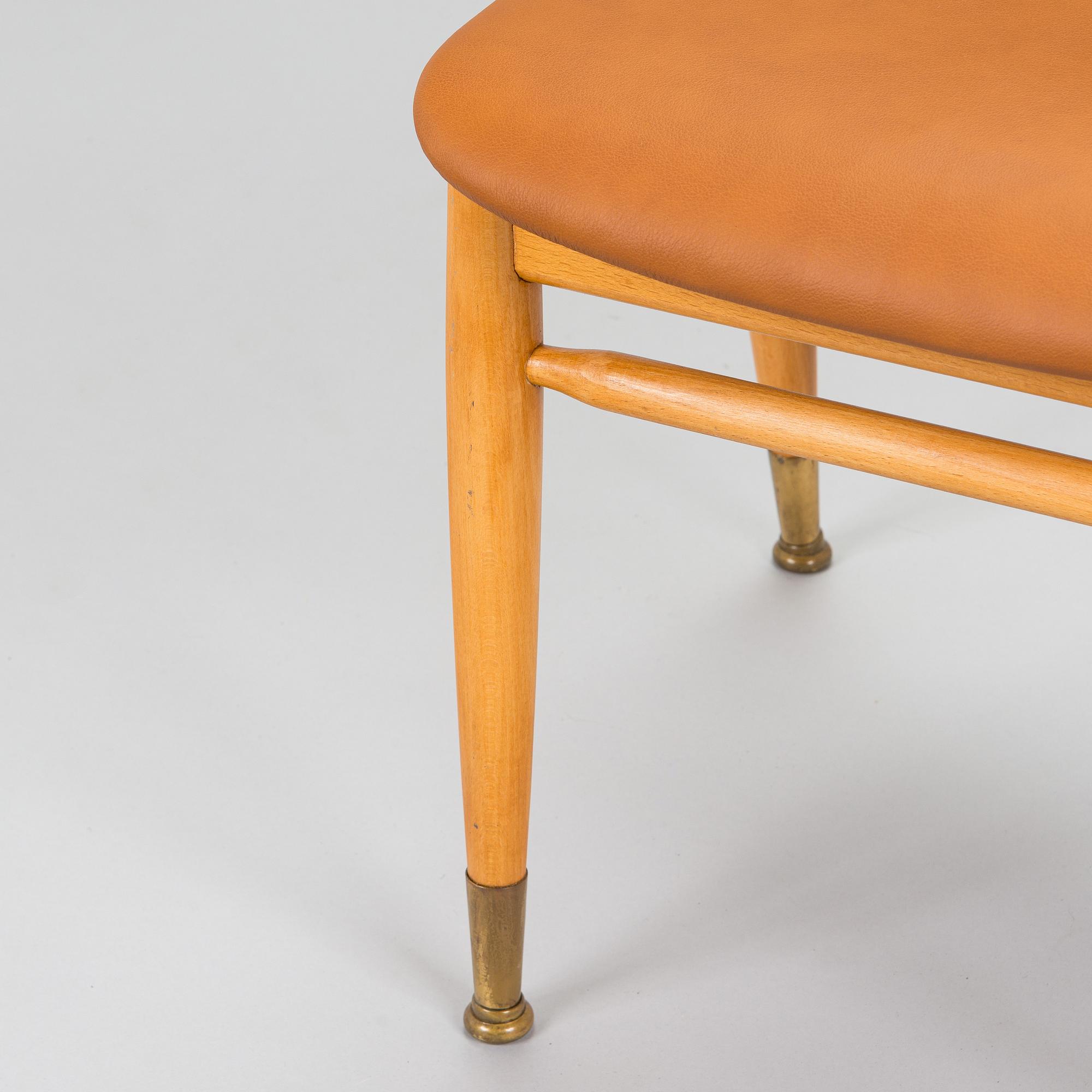 Ilmari Tapiovaara, A pair of mid-20th century 'Domus Lux' armchairs for Lukkiseppo.