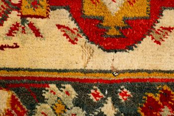 Matta, antik Indisk, sannolikt Agra, ca 467,5-474 x 369,5-374 cm.
