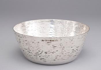 Tapio Wirkkala, A HAMMERED SILVER BOWL.