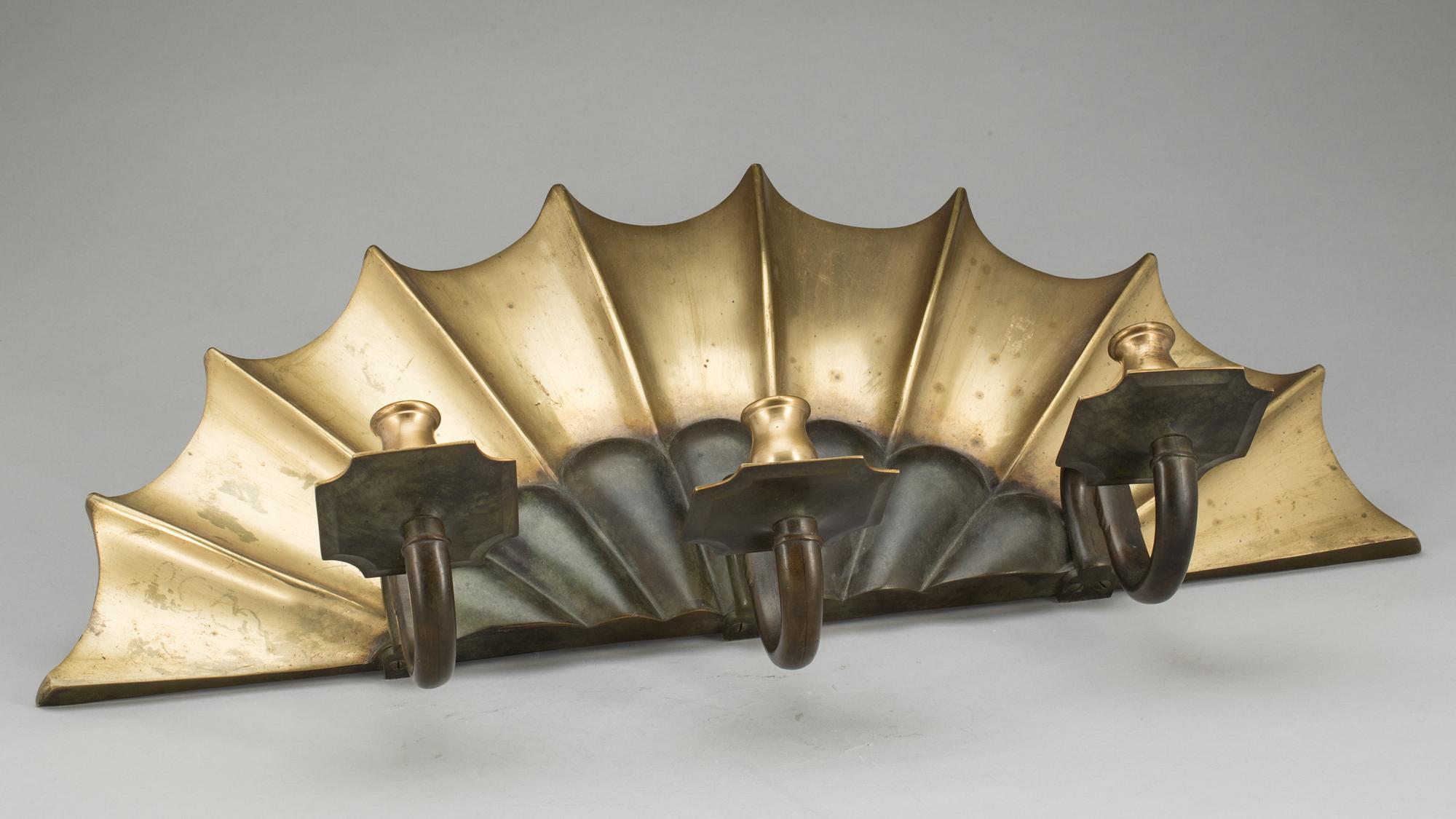 VÄGGLAMPETT, brons, art deco.