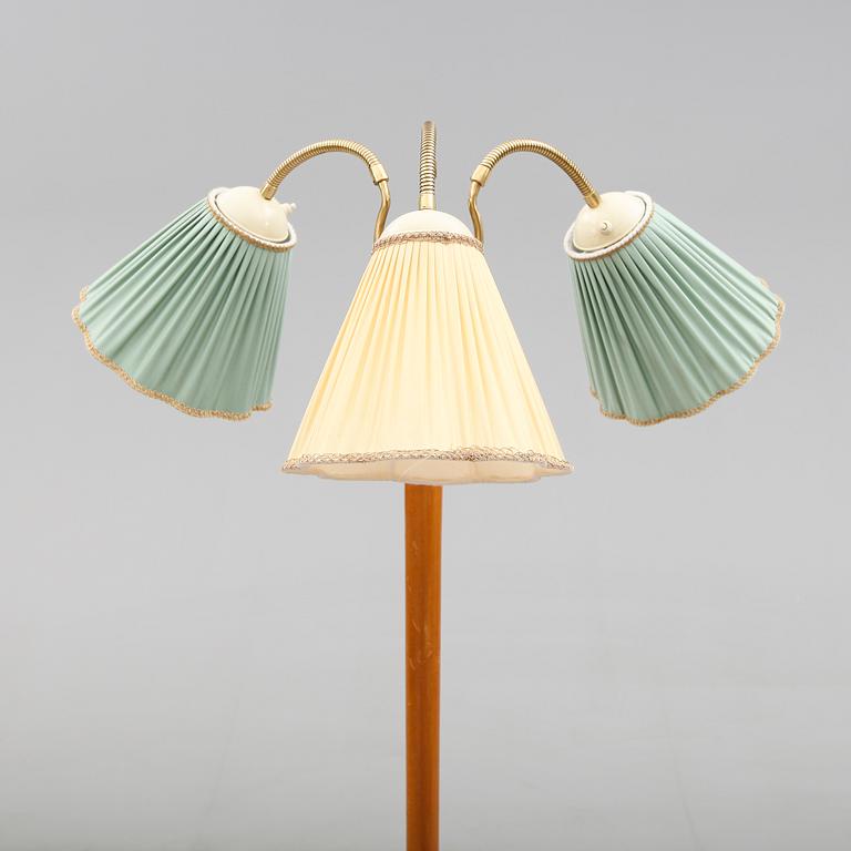 GOLVLAMPA, 1900-talets mitt.