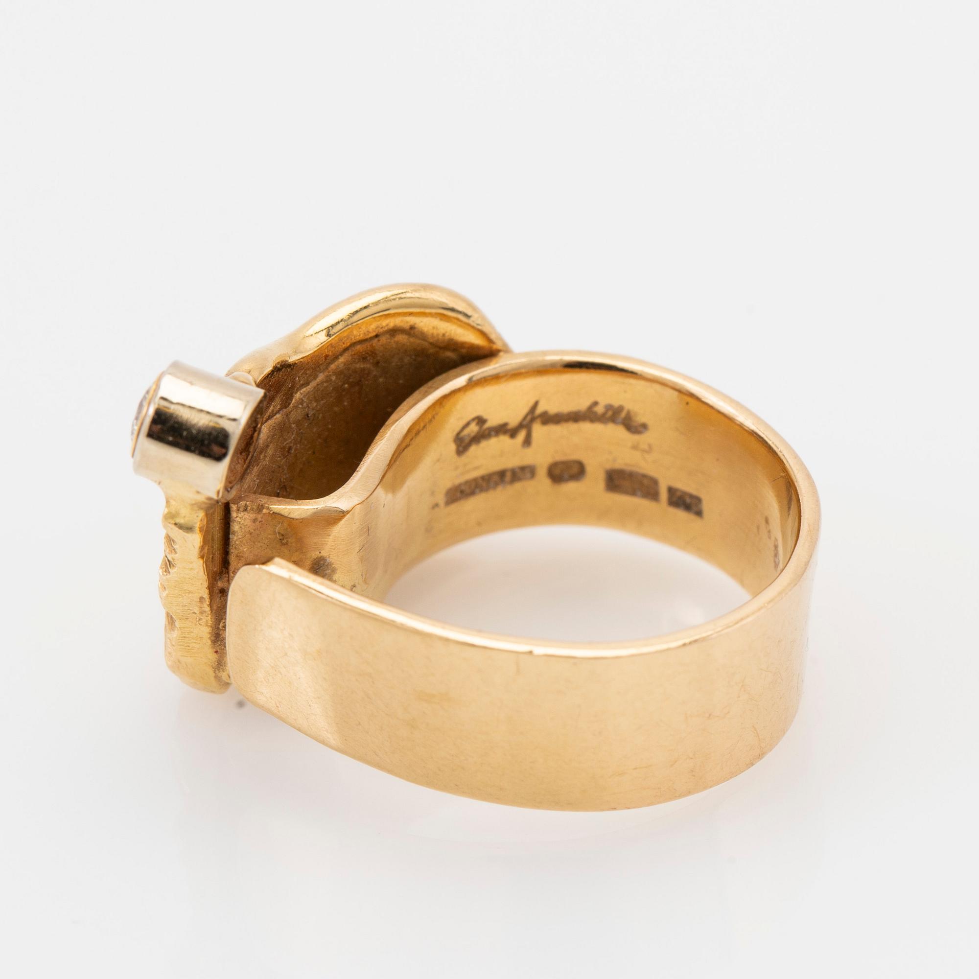 Elon Arenhill, ring, 18k gold with diamond.
