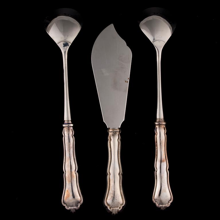 SERVERINGSBESTICK, 9 delar, silver, "Chippendale", bär diverse finska tillverkarstämplar, 1979-1999.