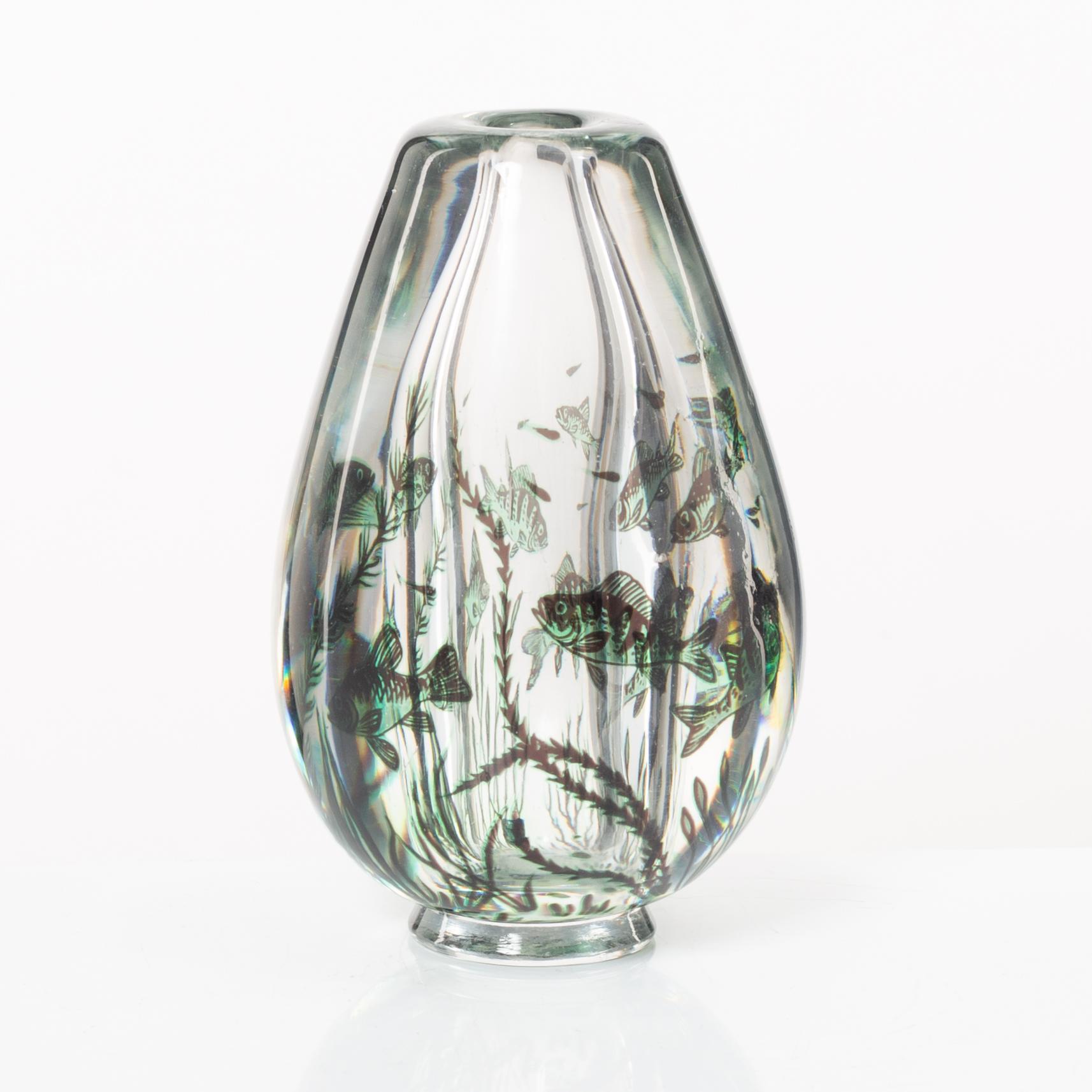 Edward Hald, "Fiskgraal" glass vase, Orrefors, Sweden, signed.