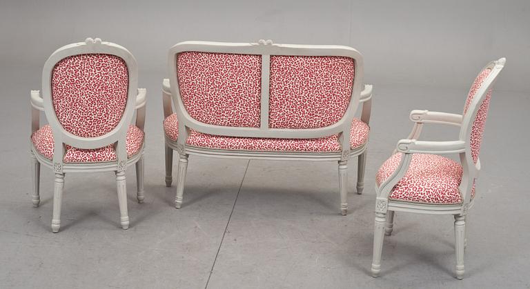 SALONGSGRUPP 4 delar, FÖR BARN. Gustaviansk stil, 1900-talets slut.