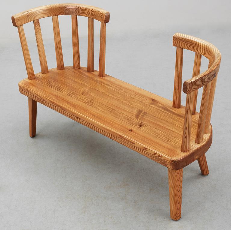 An Axel-Einar Hjorth Oregon pine sofa 'Utö' by NK, 1930's.