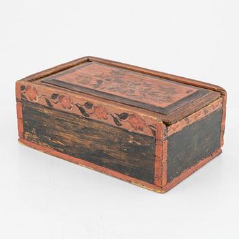 Ask med lock, s k timplåda, allmoge, 1800-talets andra hälft.