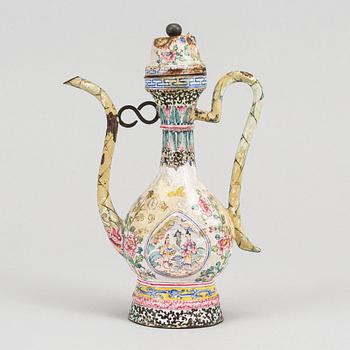 An enamel on copper coffee pot with cover, Qing dynasty, 18th Century.