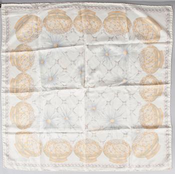 HUIVI, Christian Dior.