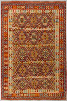 A CARPET, Kilim, ca 320 x 210 cm.