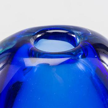 A Michele Onesto Vetreria glass vase.