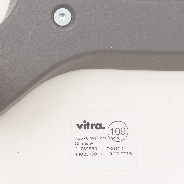 Jasper Morrison, a set of four 'HAL' chairs, Vitra 2015.