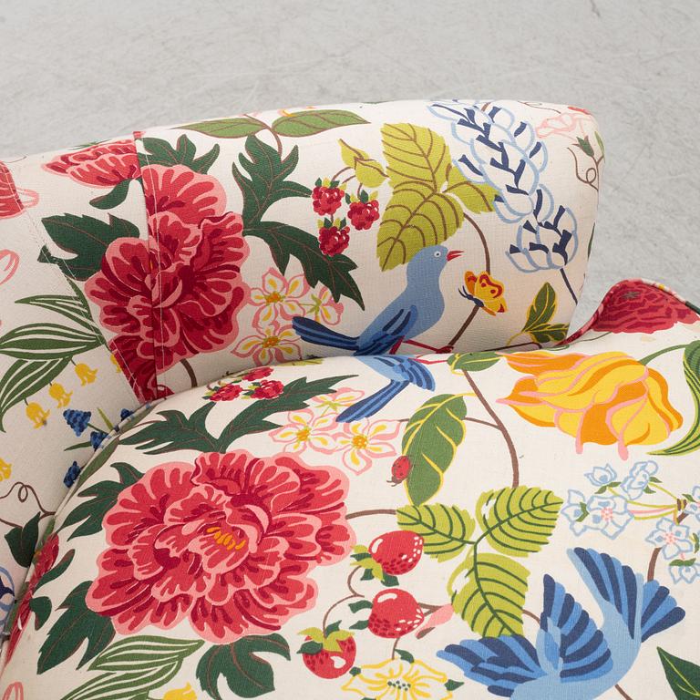 Carl Malmsten, fåtölj, "Jättepaddan", OH Sjögren, Tranås, Jubileum 70 år 2004.