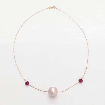 Necklace, cultured pearl, corundum, 14K gold.