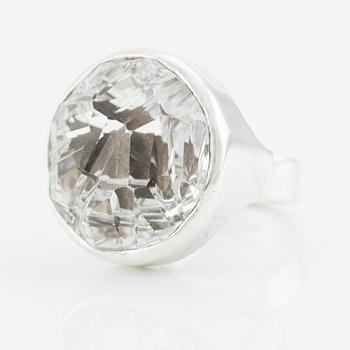 Claës Giertta, ring, silver med bergkristall, Stockholm 1973.