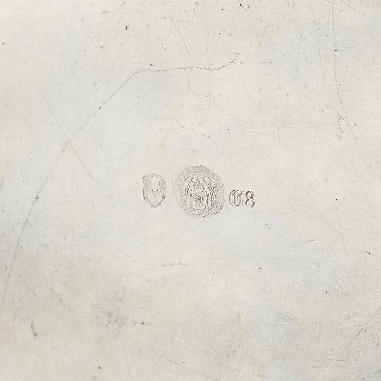 Firma Svenskt Tenn, a pewter box, Stockholm 1933.