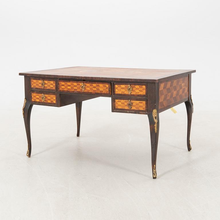 Desk with armchair Louis XV style first half of the 20th century.