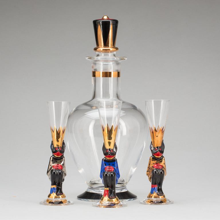 SNAPSGLAS OCH KARAFF, 3 st, glas, design Gunnar Cyrén, ur Nobelservisen. Orrefors.