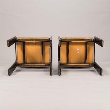 Eero Aarnio, A 1970's dinner table and six chairs "Flamingo" for Asko.