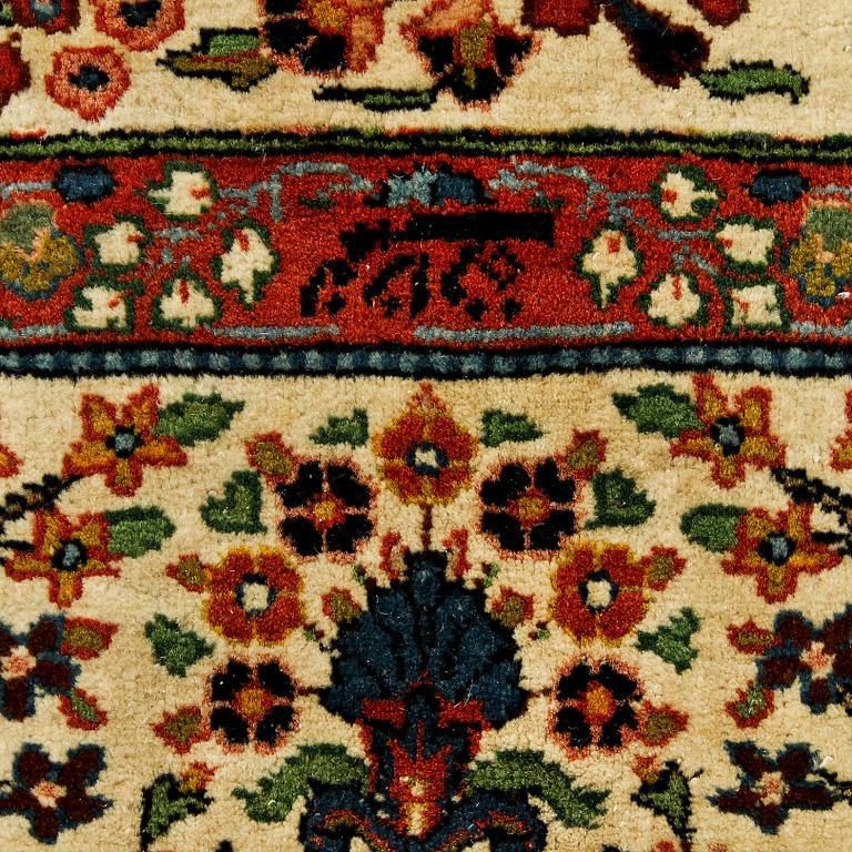 MATTA, orientalisk, sign. Ca 200x180.