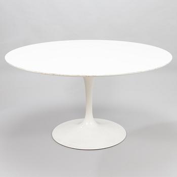 EERO SAARINEN, ruokapöytä, "Tulip", lisenssillä valmistettu Knoll, Sveitsi 1970-luku.