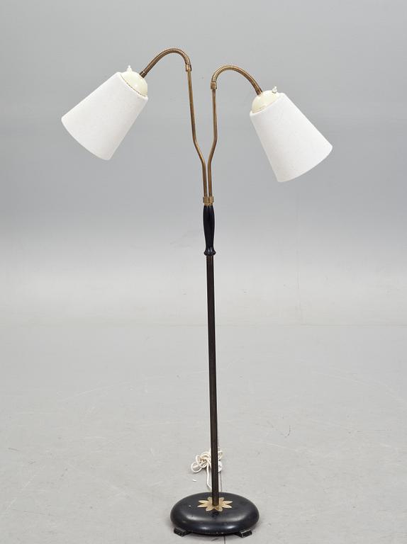 GOLVLAMPA, 1900-talets mitt.