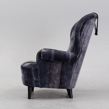 Carl Malmsten, an easy chair, model 'Rundrygg', AB O.H Sjögren, 2016.