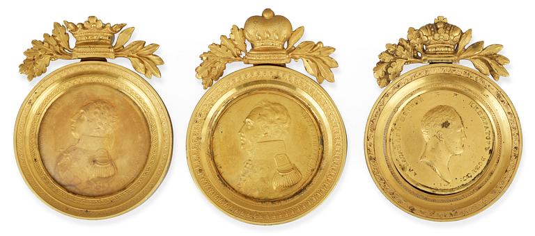 Three Medallions, gilt bronze. Empire.