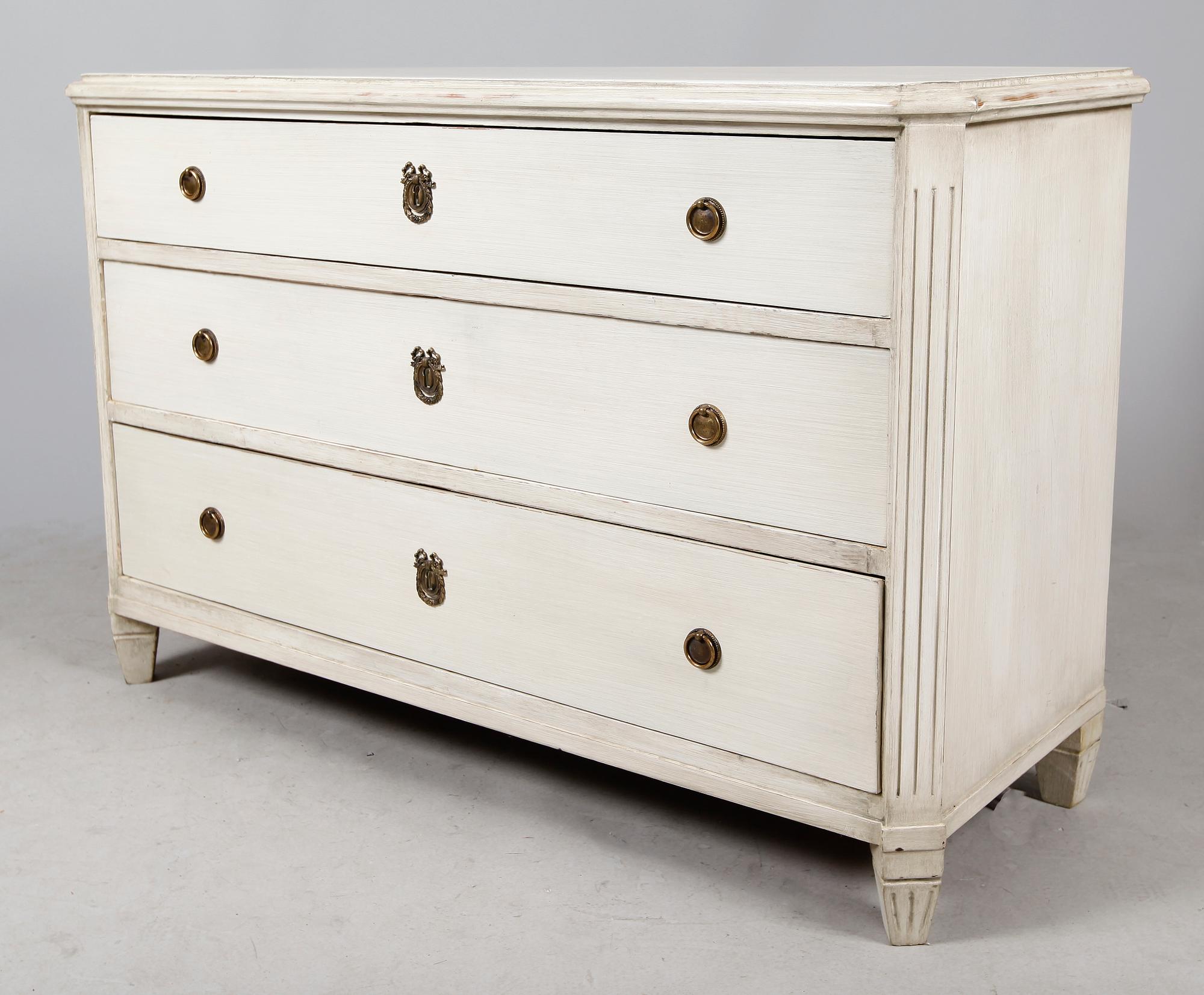 BYRÅ, sengustaviansk, 1800-tal.