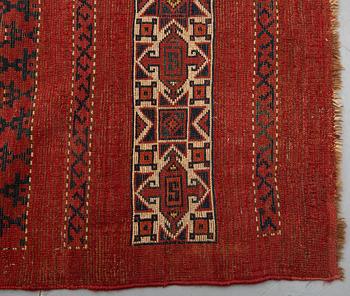 CHUVAL, antik Kirgiz/Turkmen, ca 115,5 x 209-211 cm (samt kortsidorna med ca 0,5-1 cm slätväv).