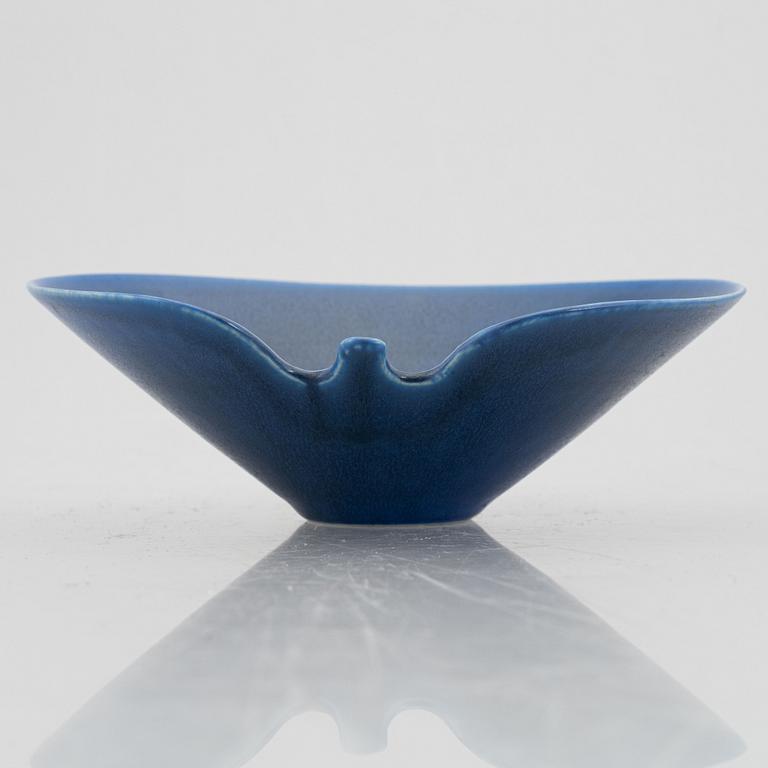 Stig Lindberg, a stoneware bowl, Gustavsberg Studio, Sweden 1945.