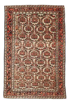 SEMI-ANTIQUE SAROUK/FERAGHAN. 195 x 128,5 cm.