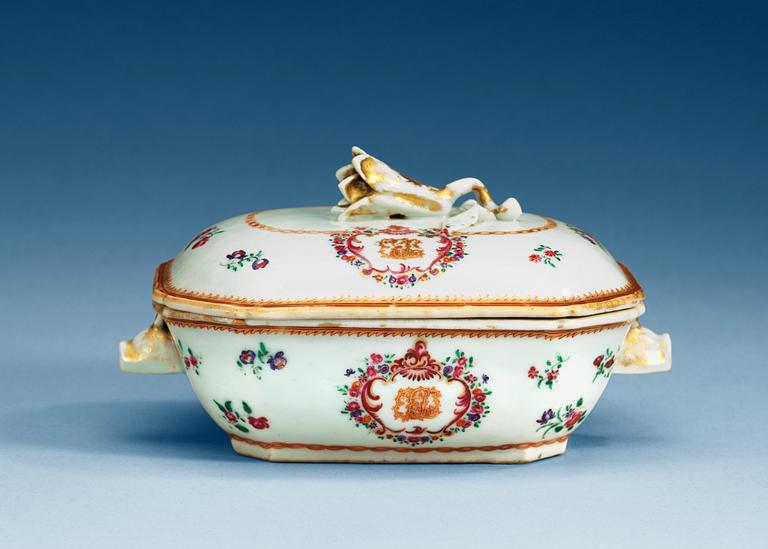 A famille rose butter tureen with cover, Qing dynasty, Qianlong (1736-95).