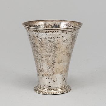 DANIEL EKELÖF, a silver beaker, Örebro 1723-1750.