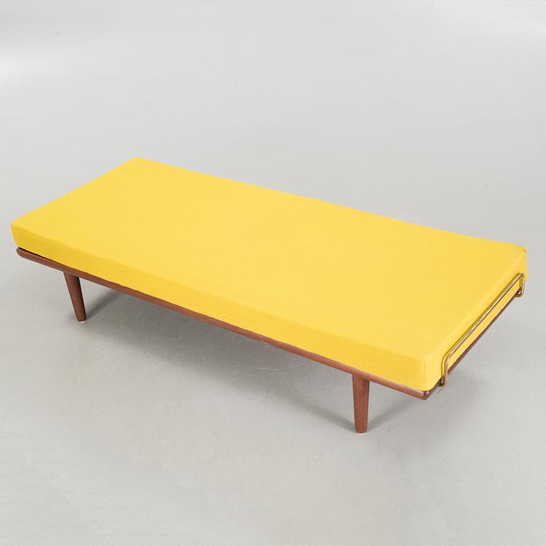 HANS J WEGNER,