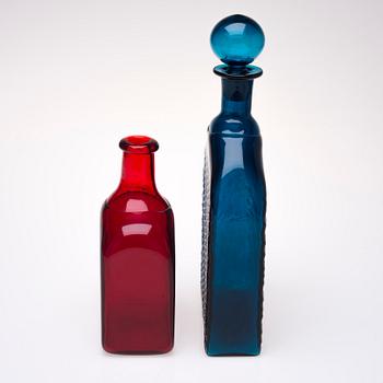 KARAFF, "Flindari" Nanny Still, Riihimäen Lasi 1964-1968 och FLASKA, glas, Riihimäen Lasi, 1900-talets mitt.