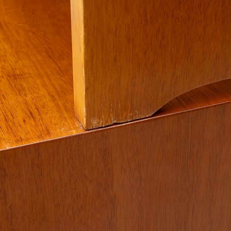 Josef Frank, two model B2112 bookcases, Firma Svenskt Tenn, Sweden, before 1985.