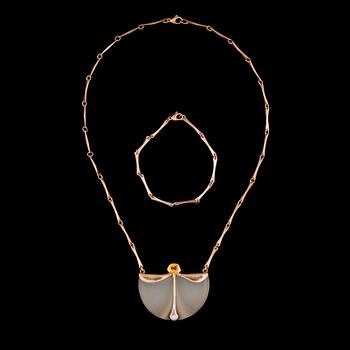 20. Jaana Lehtinen, A NECKLACE.