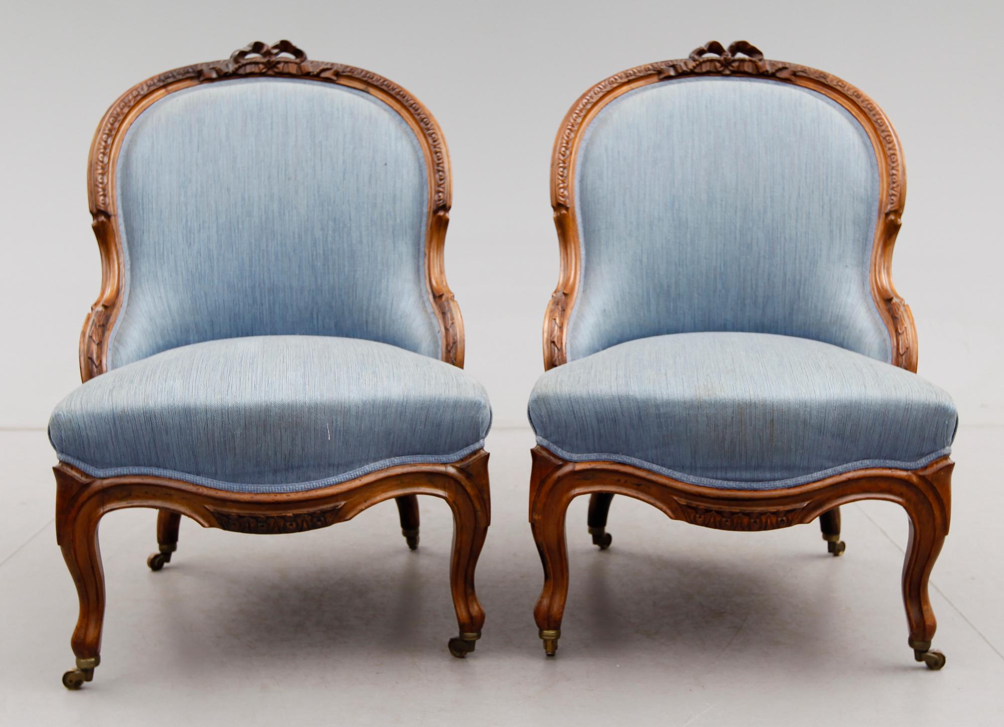 FÅTÖLJER, 1 par, 1800-talets andra hälft.
