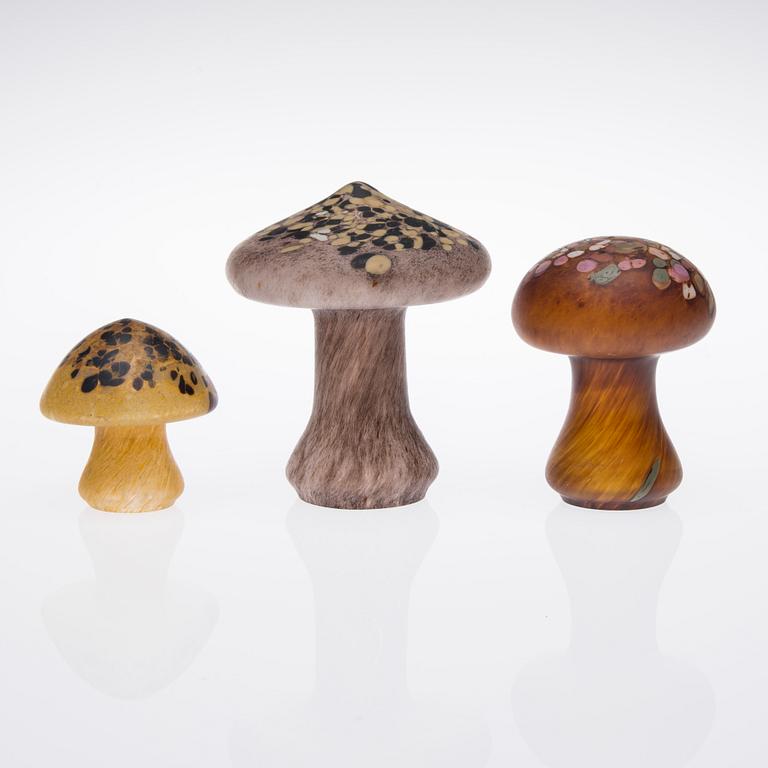 FIGURINER, 3 st, glas, Monica Backström, Kosta Boda, 1970-tal.