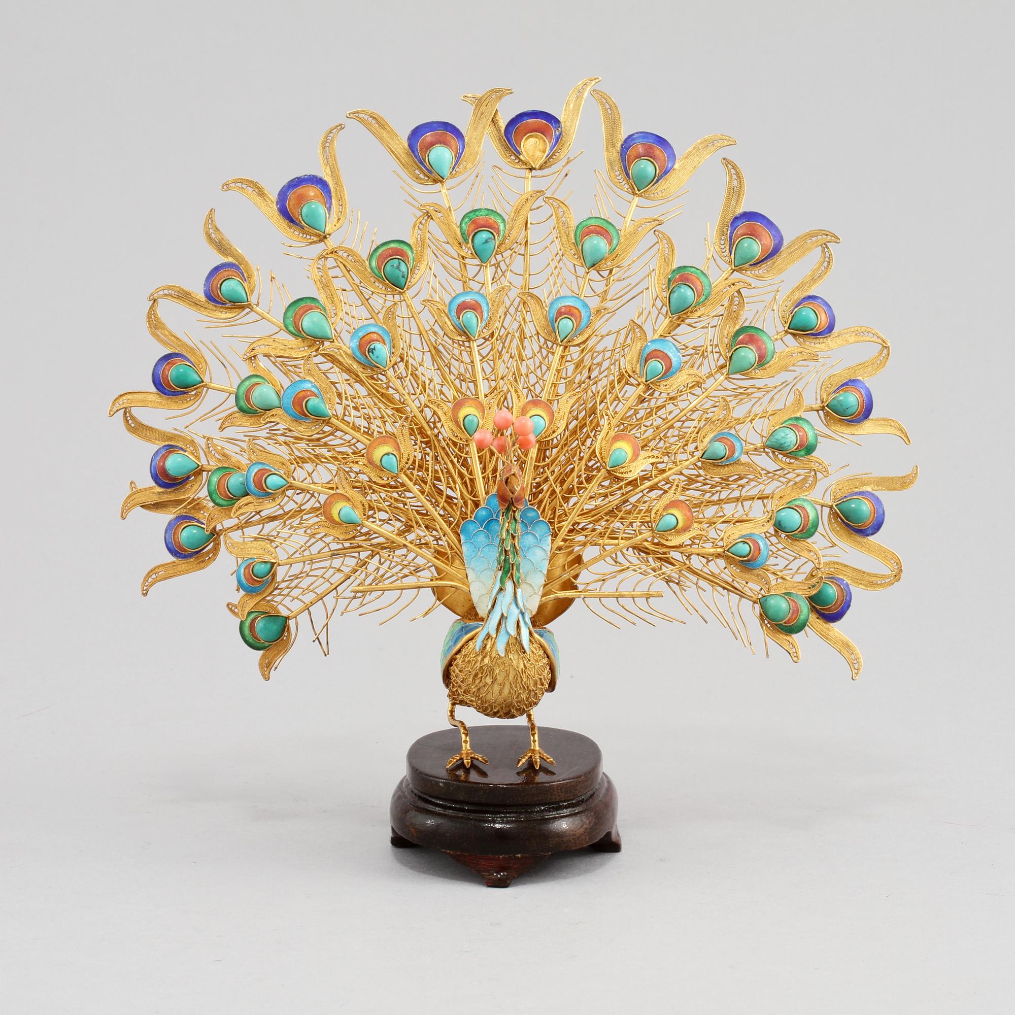 FIGURIN, förgyllt silver, troligen Kina, 1900-talets andra hälft.