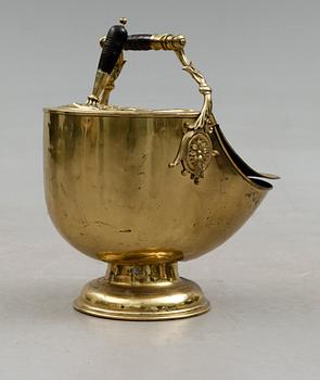 KOLBOX, mässing, England, omkring år 1900.