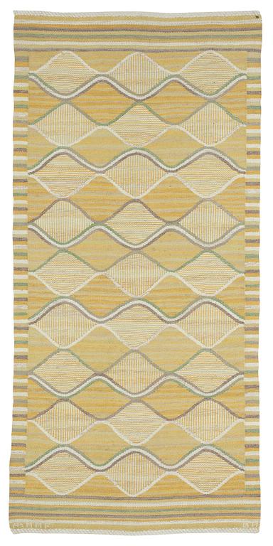 CARPET. "Spättan gul". Flat weave. 213 x 103 cm. Signed AB MMF BN.