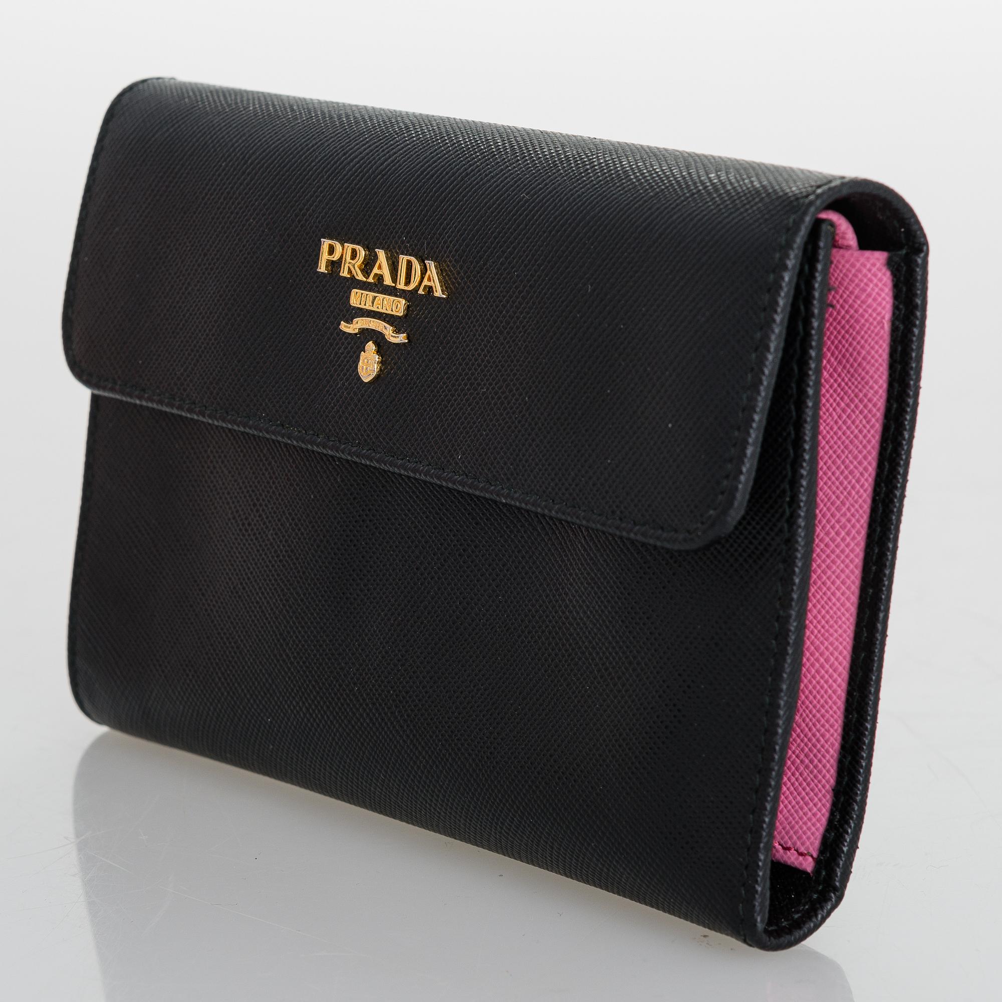 PRADA, Laukku ja lompakko.