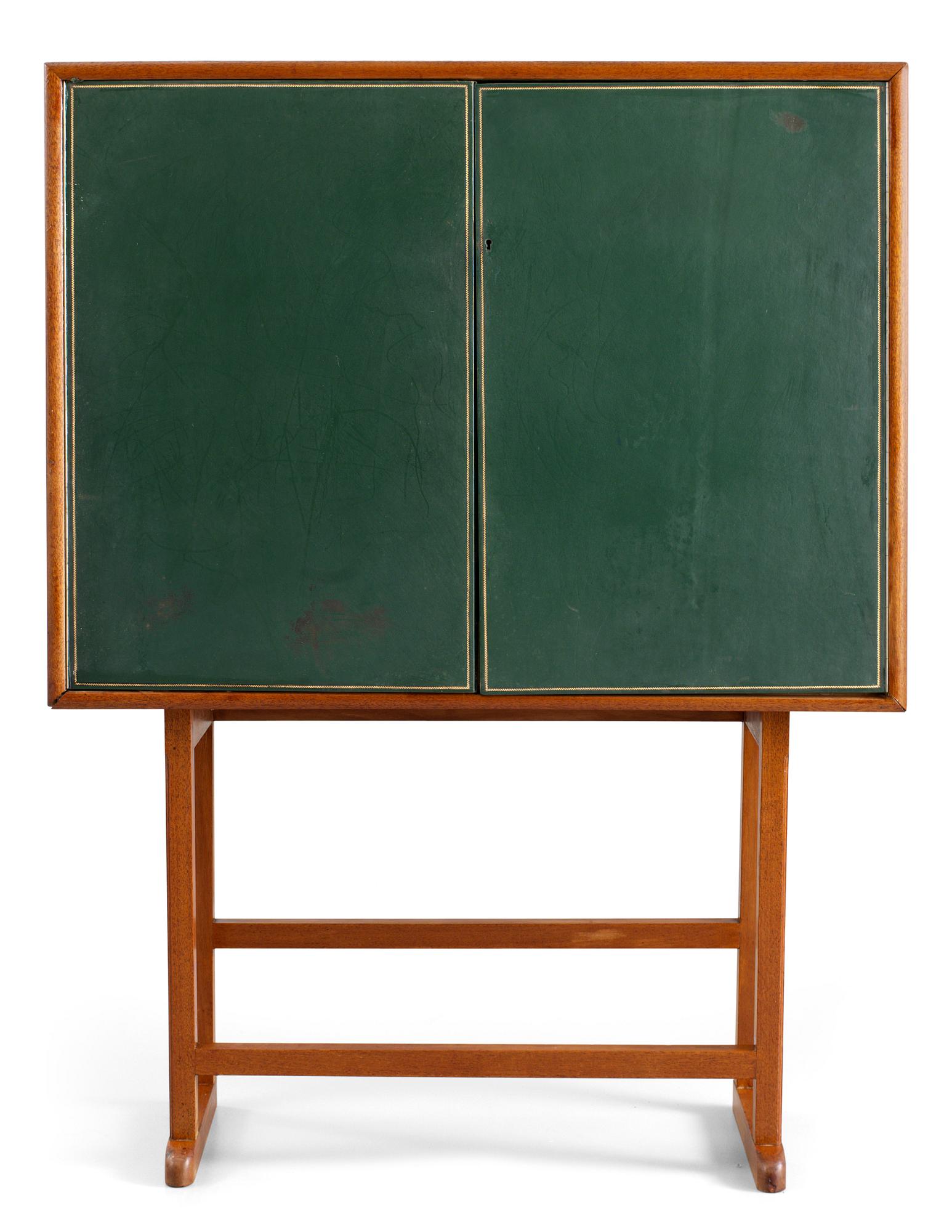 JOSEF FRANK Skåp, Firma Svenskt Tenn, ca 1934.
