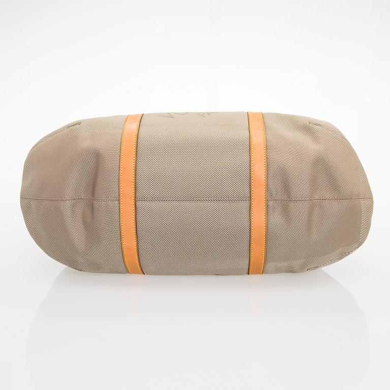 Louis Vuitton, An 'Attaquant' duffel bag.