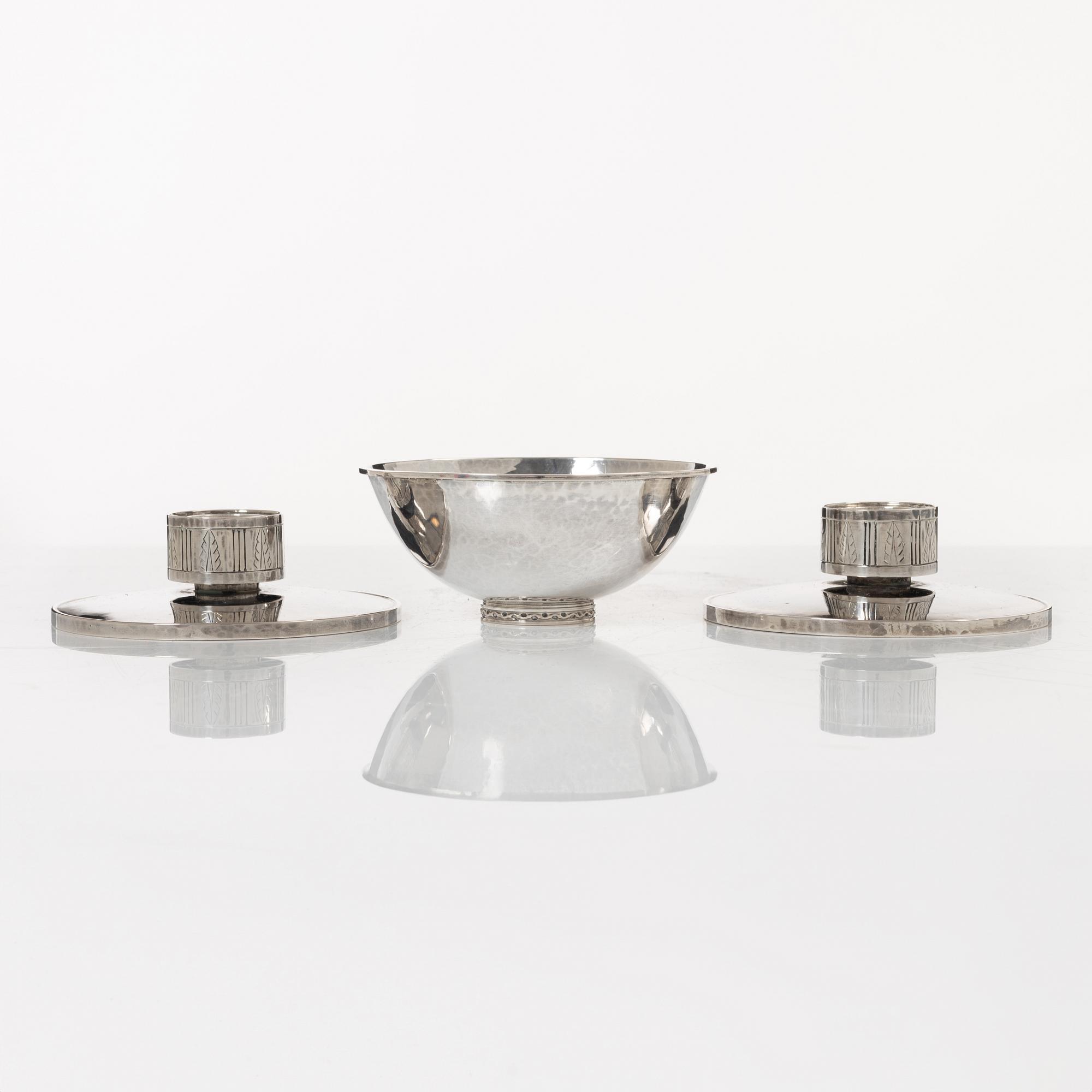 Tore Kullander, skål och ljusstakar, ett par, silver, Borås 1953.