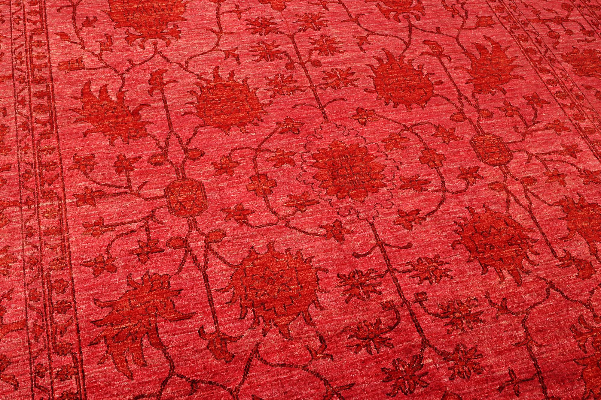 A Ziglar carpet a. 298 x 208 cm.