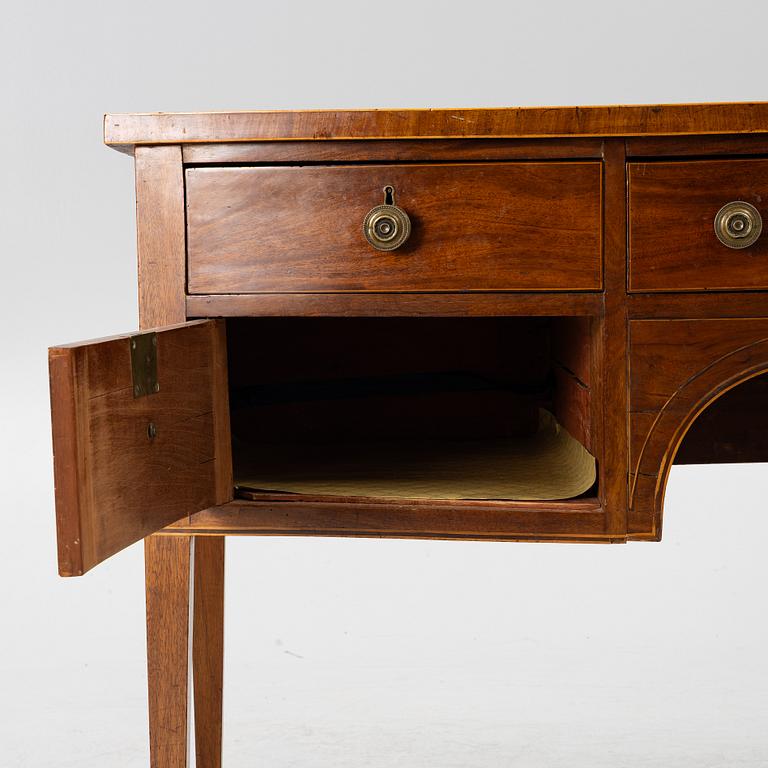 A Georgian style sideboard/buffet, England, circa 1900.